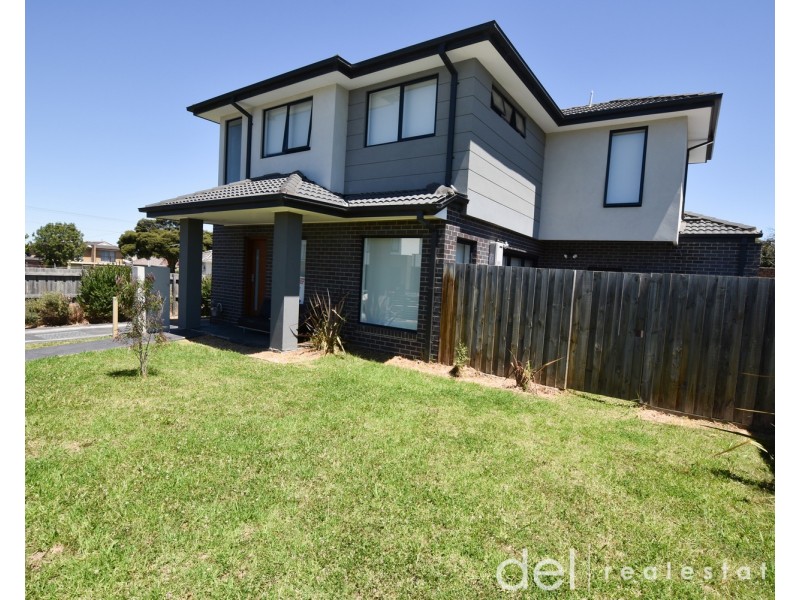 1/2 Fifth Avenue, Dandenong VIC 3175