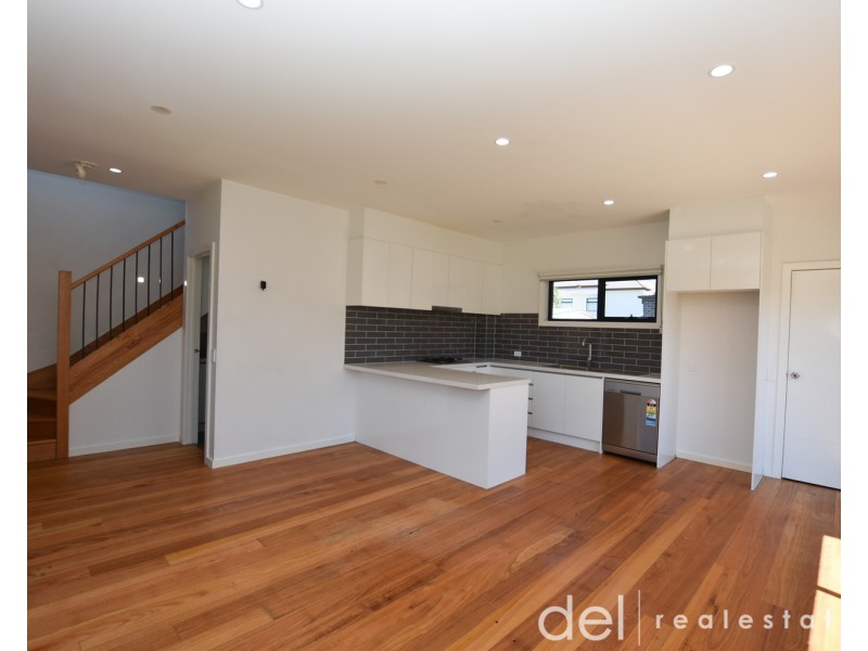 1/2 Fifth Avenue, Dandenong VIC 3175