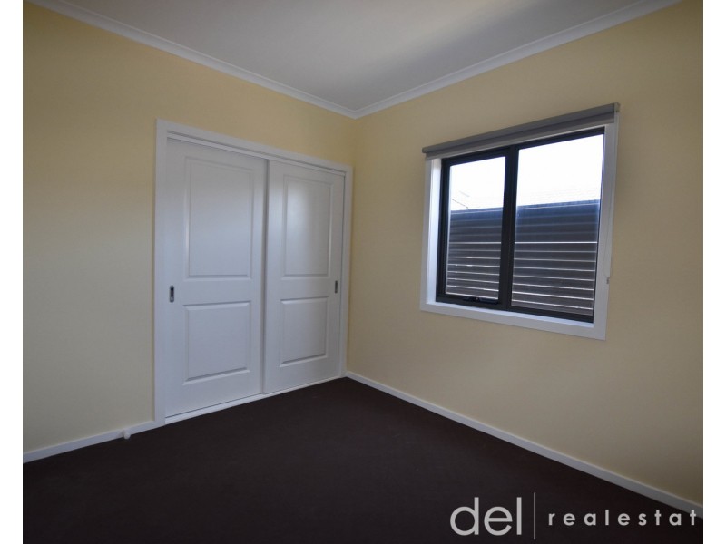 9/19 Close Avenue, Dandenong VIC 3175
