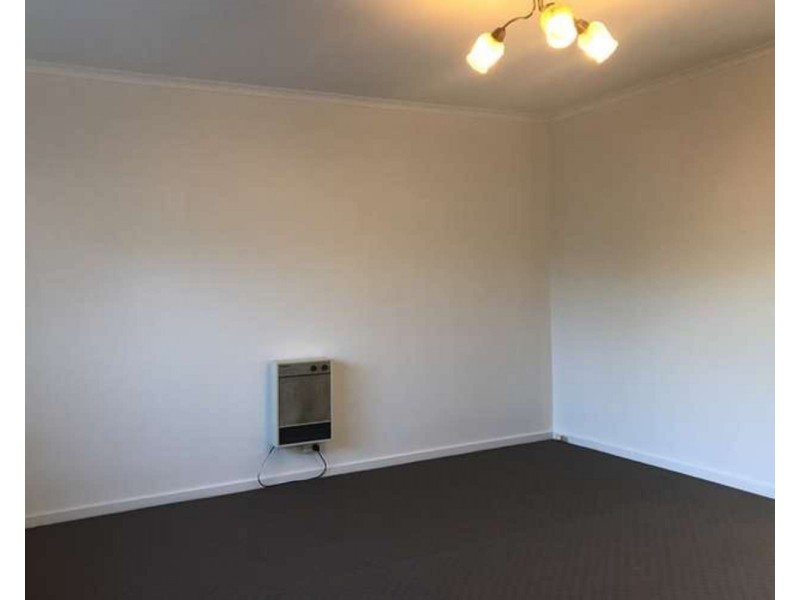 8/4-6  Keys Street, Dandenong VIC 3175