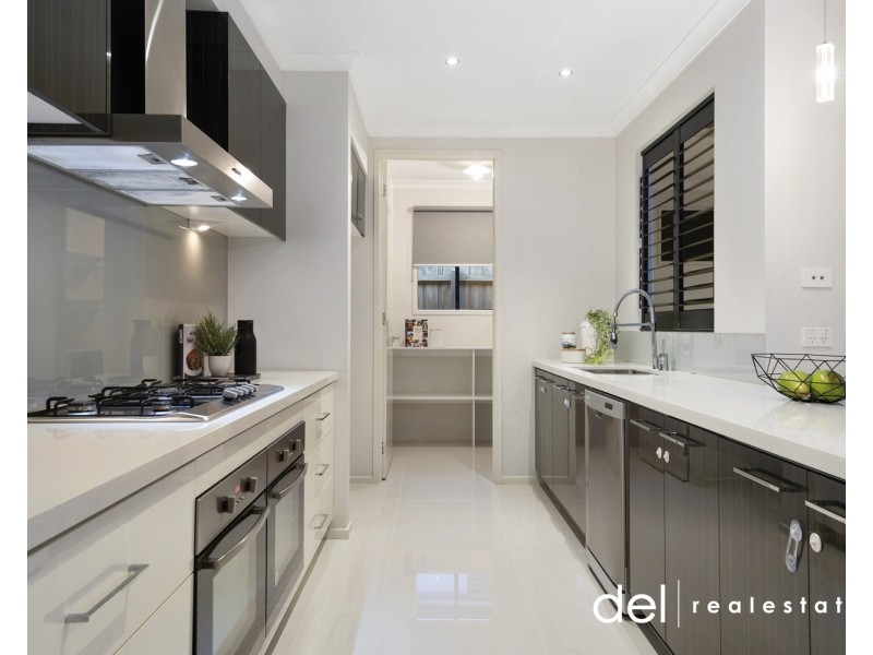 15 Kyla Avenue, Dandenong VIC 3175