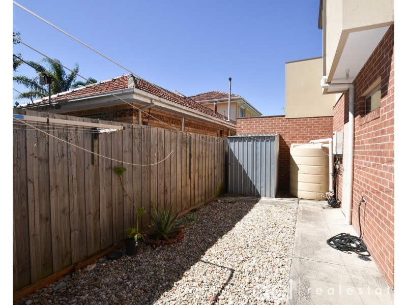 1/6 Clement Street, Dandenong VIC 3175