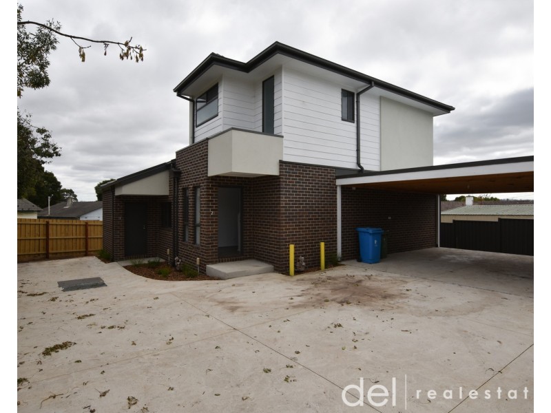2/35 Ti Tree Drive, Doveton VIC 3177