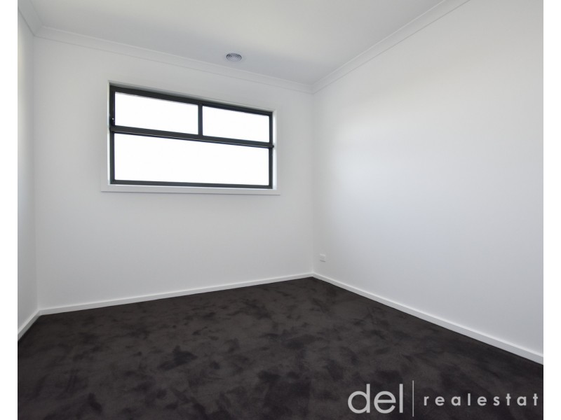 2/35 Ti Tree Drive, Doveton VIC 3177
