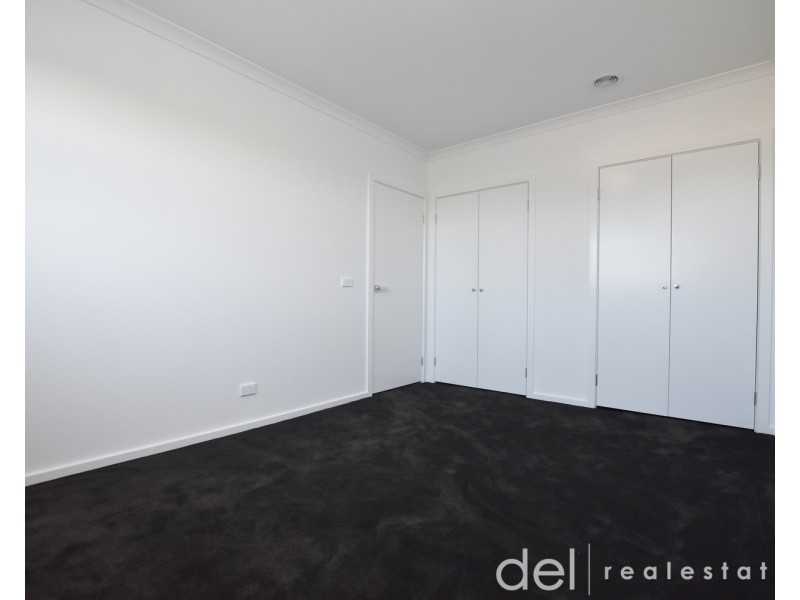 2/35 Ti Tree Drive, Doveton VIC 3177