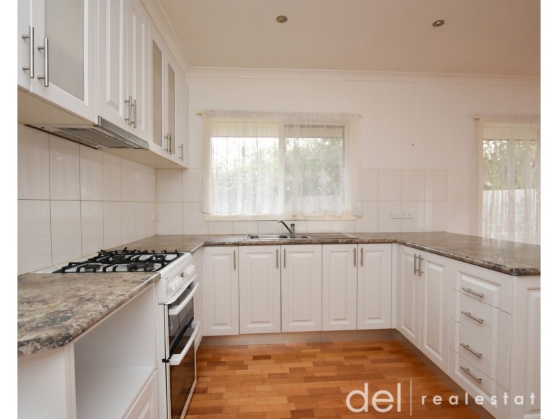2/4 Lockington Crescent, Dandenong VIC 3175