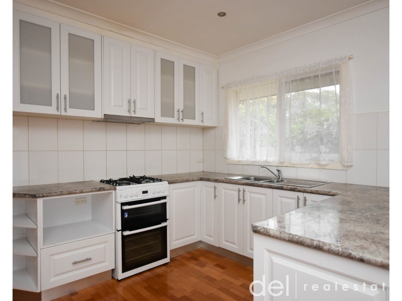 2/4 Lockington Crescent, Dandenong VIC 3175