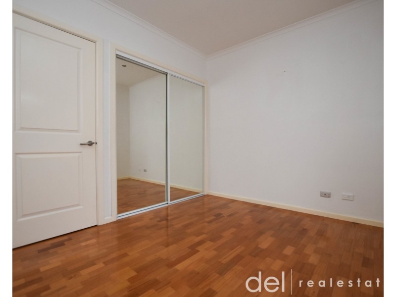 2/4 Lockington Crescent, Dandenong VIC 3175