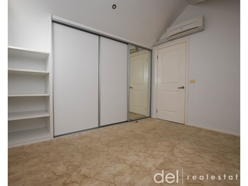 2/4 Lockington Crescent, Dandenong VIC 3175