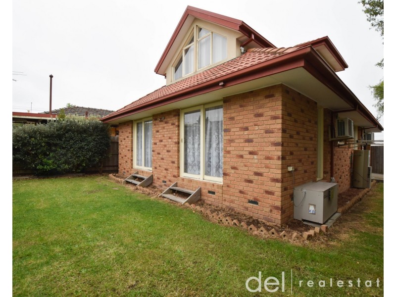 2/4 Lockington Crescent, Dandenong VIC 3175