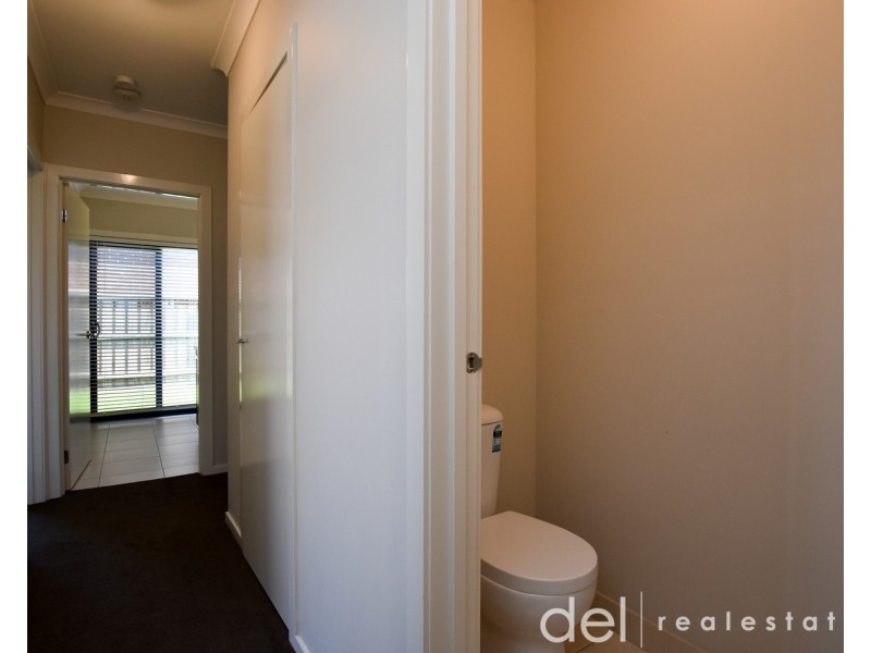 7 Compton Lane, Officer VIC 3809