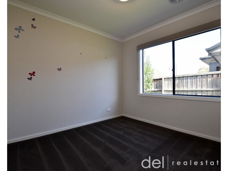 7 Compton Lane, Officer VIC 3809