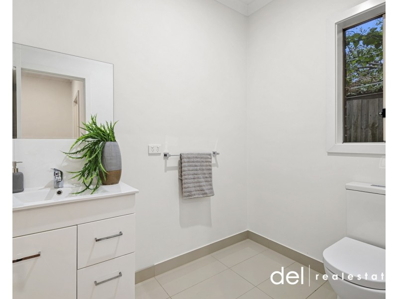 2/35 Grace Avenue, Dandenong VIC 3175