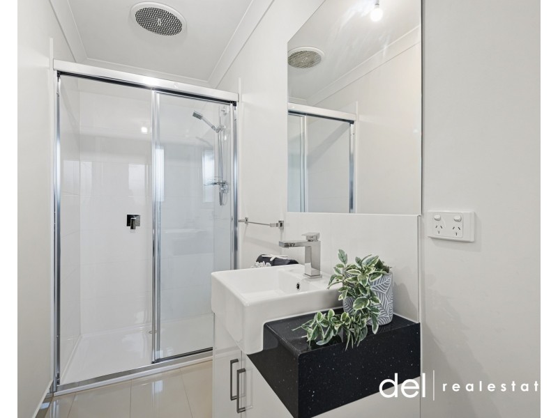 2/35 Grace Avenue, Dandenong VIC 3175