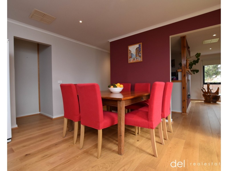 26 Deanswood Road, Hampton Park VIC 3976