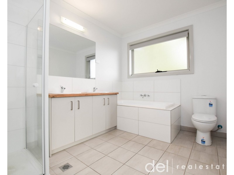 1/18 Stud Road, Dandenong VIC 3175