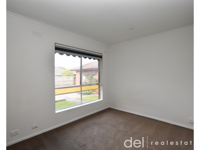 2/12 Brady Road, Dandenong North VIC 3175