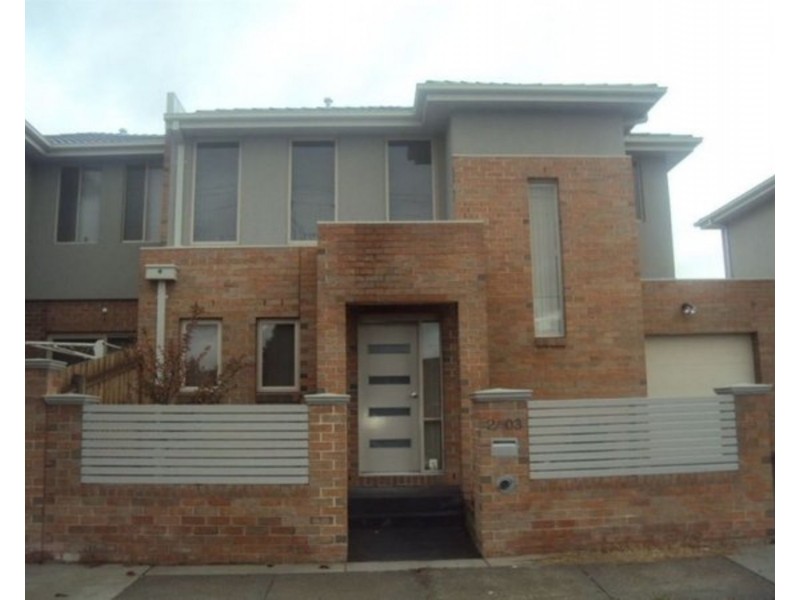 2/103 Clow Street, Dandenong VIC 3175