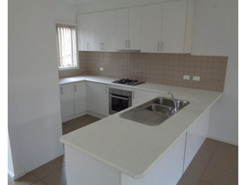 2/103 Clow Street, Dandenong VIC 3175