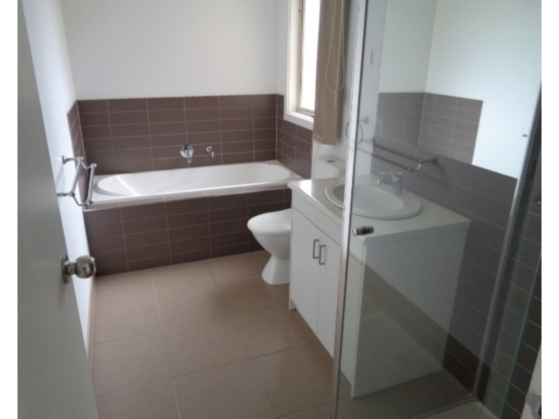 2/103 Clow Street, Dandenong VIC 3175