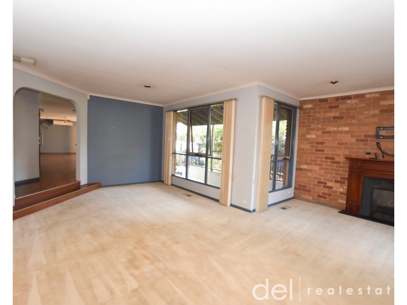 29 Stirling Avenue, Cranbourne North VIC 3977