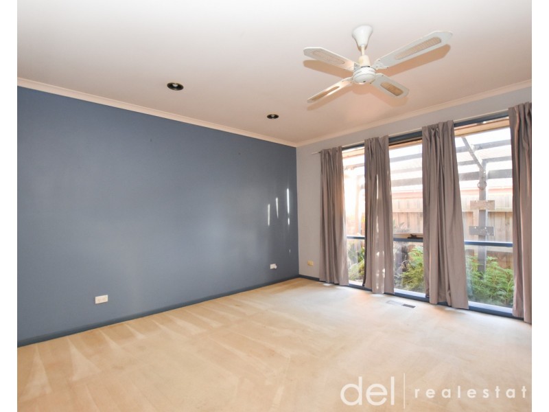 29 Stirling Avenue, Cranbourne North VIC 3977