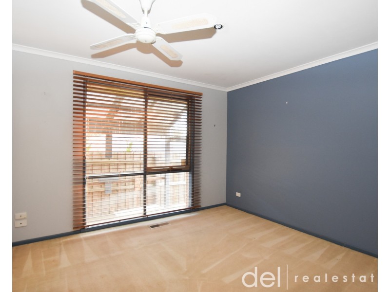 29 Stirling Avenue, Cranbourne North VIC 3977