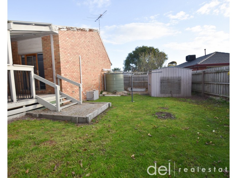 29 Stirling Avenue, Cranbourne North VIC 3977
