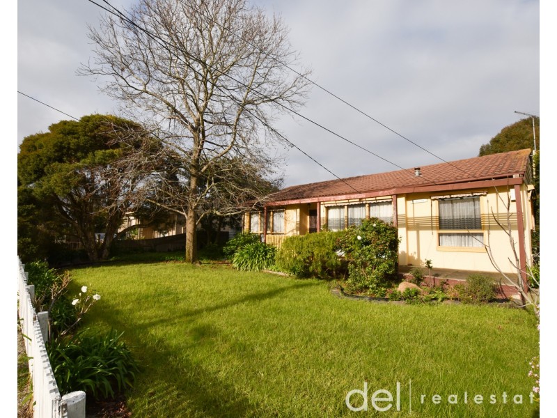 23 Riverview Crescent, Eumemmerring VIC 3177