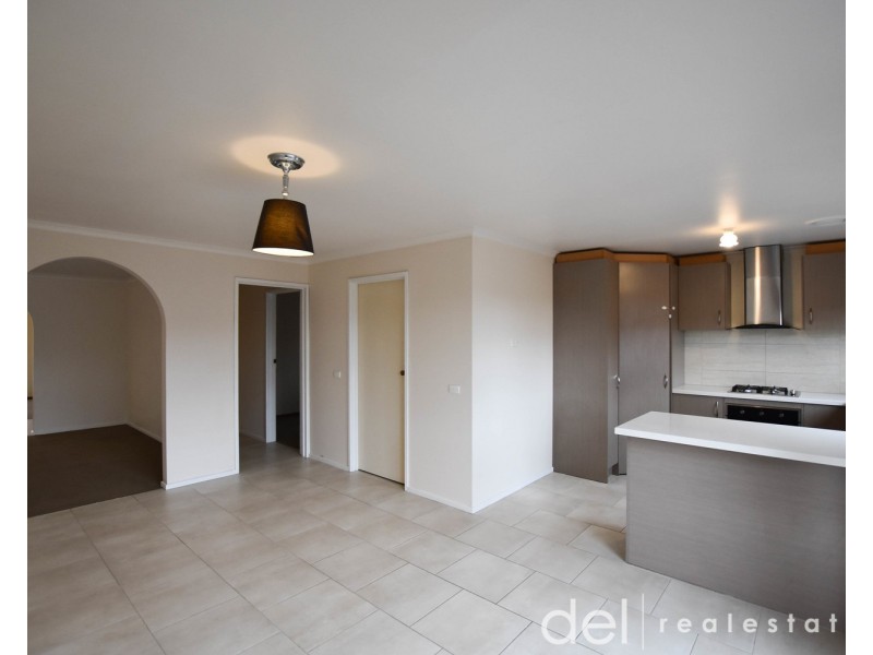 1/6 Hillbrick Court, Narre Warren VIC 3805