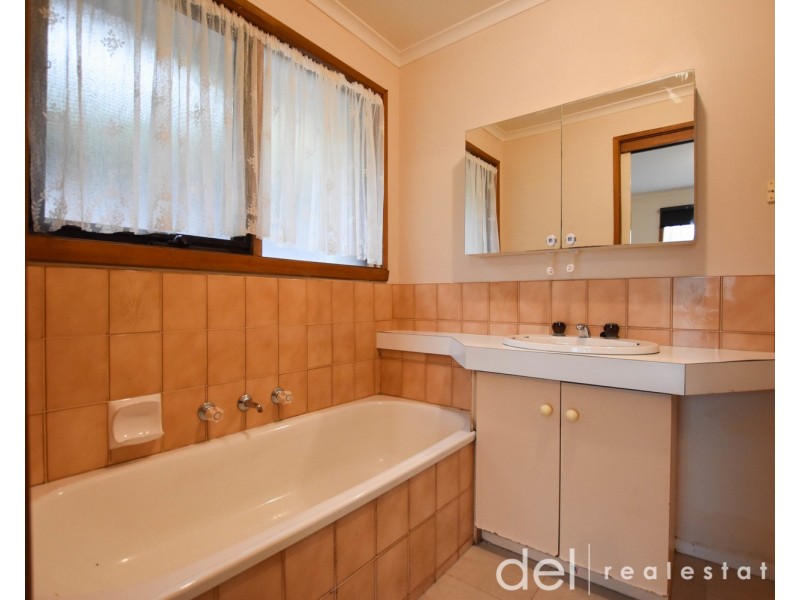 1/6 Hillbrick Court, Narre Warren VIC 3805