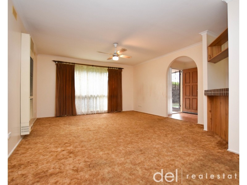 8 Margaret Court, Hampton Park VIC 3976