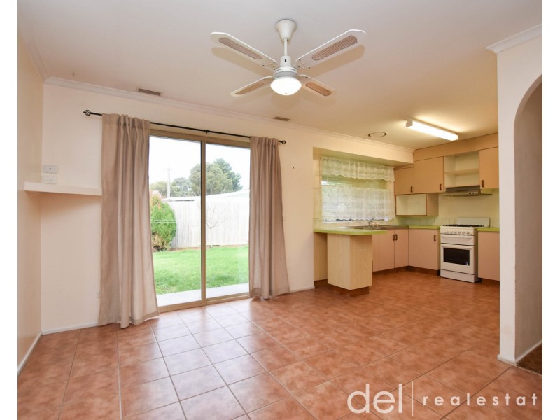 8 Margaret Court, Hampton Park VIC 3976