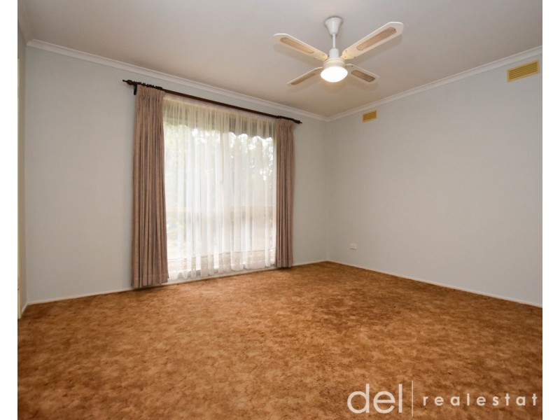 8 Margaret Court, Hampton Park VIC 3976