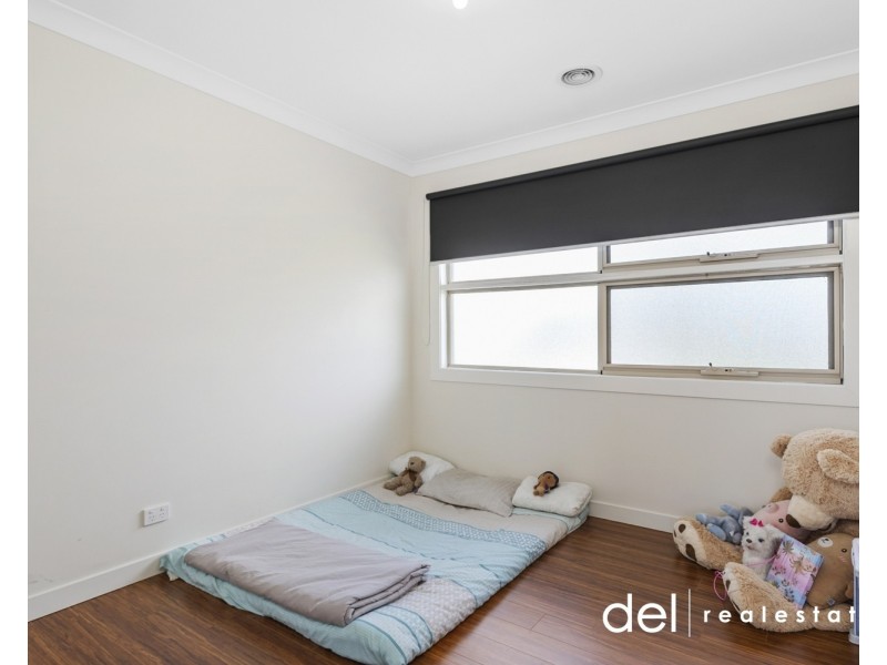 2/14 Roberta Street, Dandenong VIC 3175