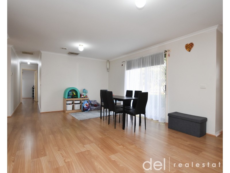 6 Tulsk Close, Hampton Park VIC 3976