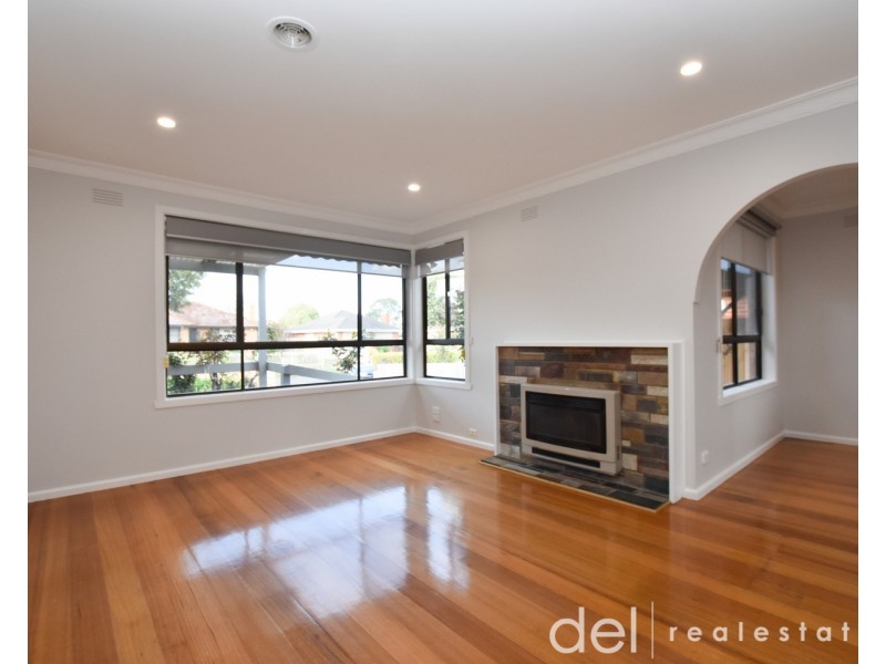 30 Waratah Drive, Dandenong North VIC 3175