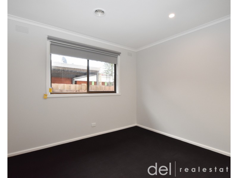 30 Waratah Drive, Dandenong North VIC 3175
