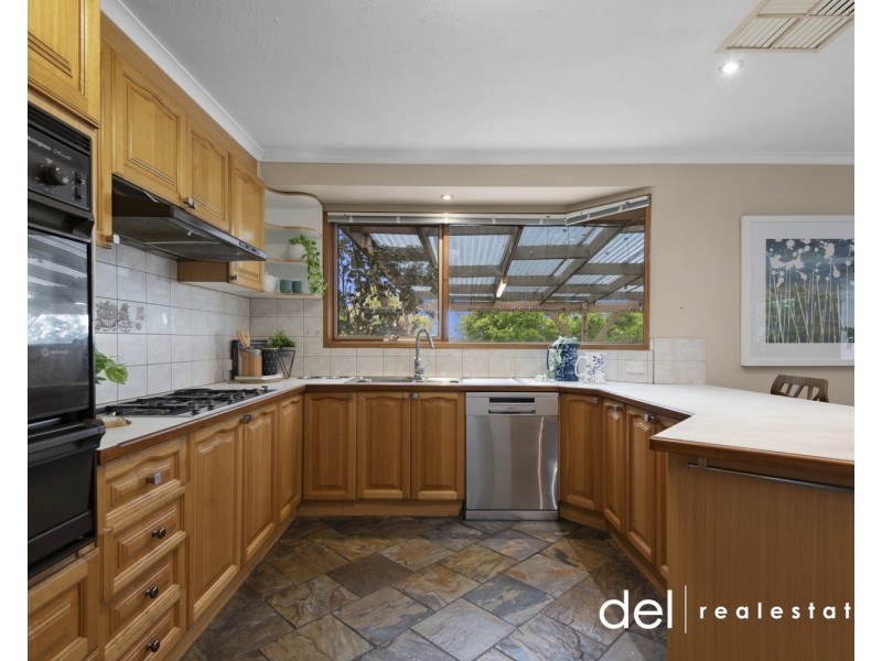 22 Seaton Rise, Hallam VIC 3803