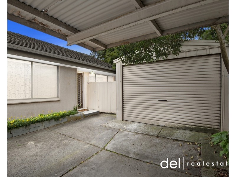 4/5 Carroll Avenue, Dandenong VIC 3175