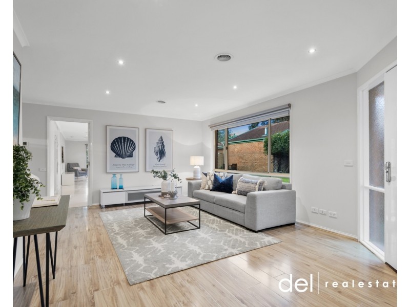 17 Sunnyside Drive, Berwick VIC 3806