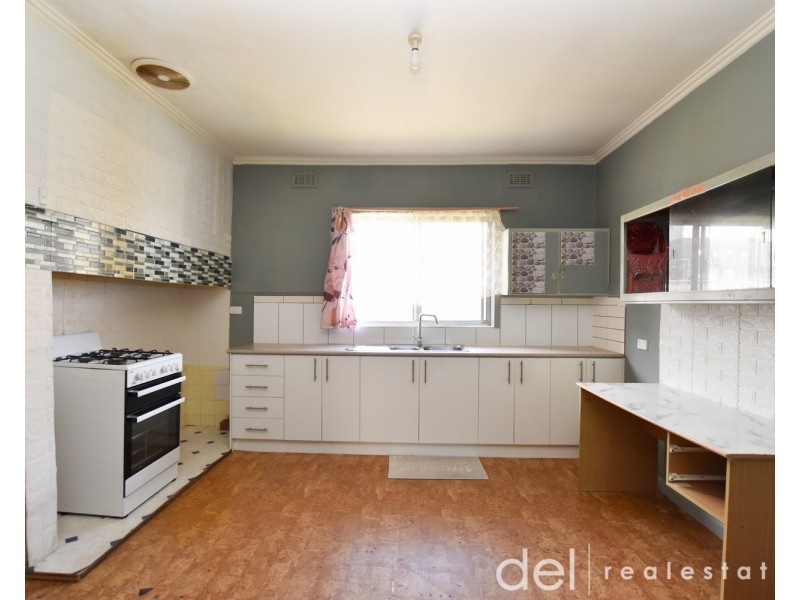 9 Edith Street, Dandenong VIC 3175