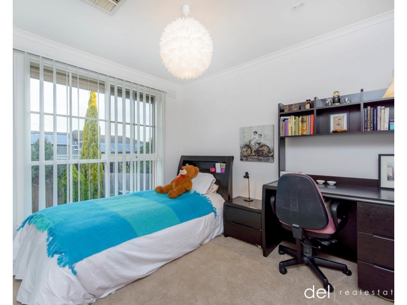 13 Oxley Way, Endeavour Hills VIC 3802