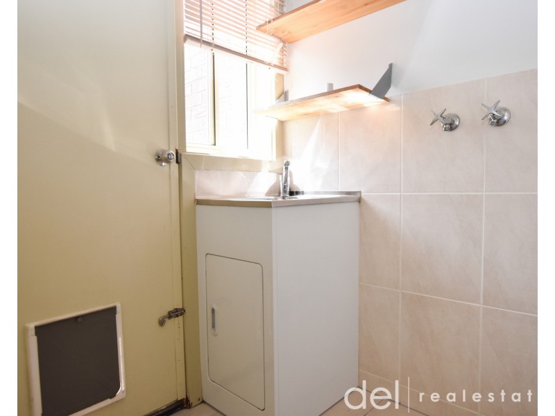 2/6 Gwenda Street, Dandenong VIC 3175