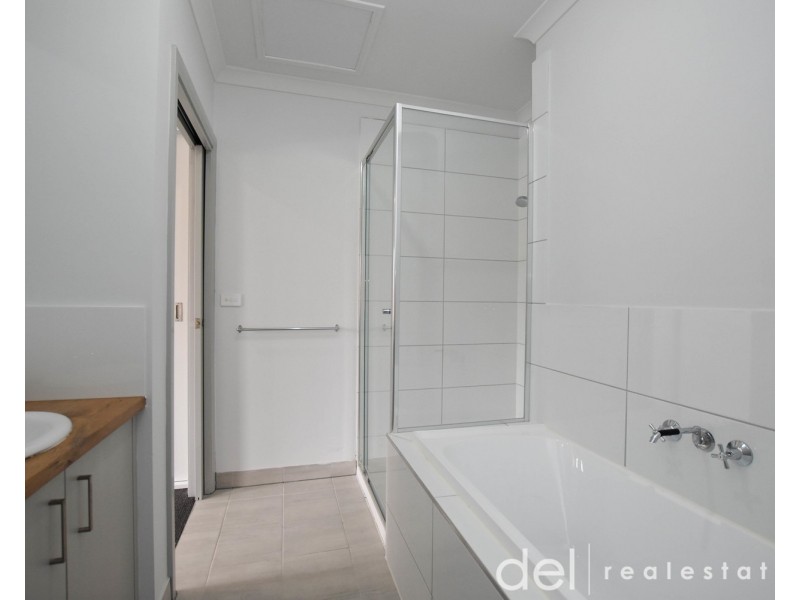 4/18 Stud Road, Dandenong VIC 3175