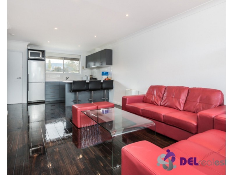 2/17 McLennan Street, Eumemmerring VIC 3177