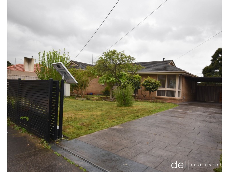 39 Waratah Drive, Dandenong North VIC 3175