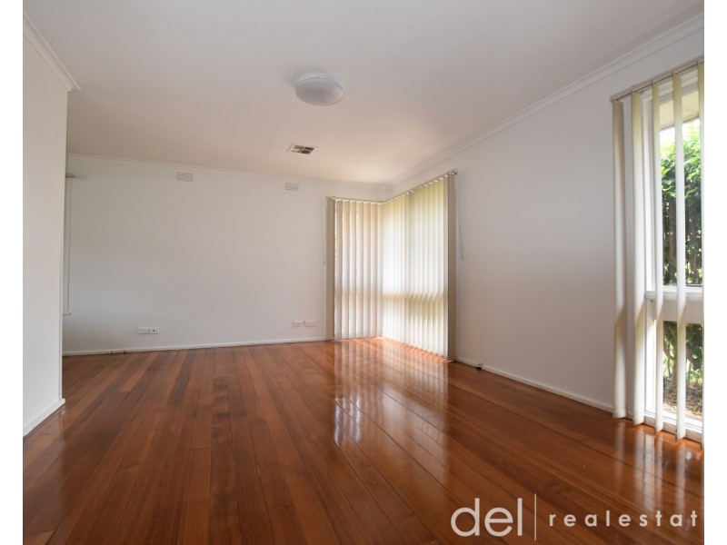39 Waratah Drive, Dandenong North VIC 3175