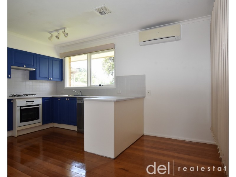 39 Waratah Drive, Dandenong North VIC 3175