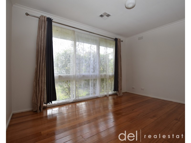 39 Waratah Drive, Dandenong North VIC 3175